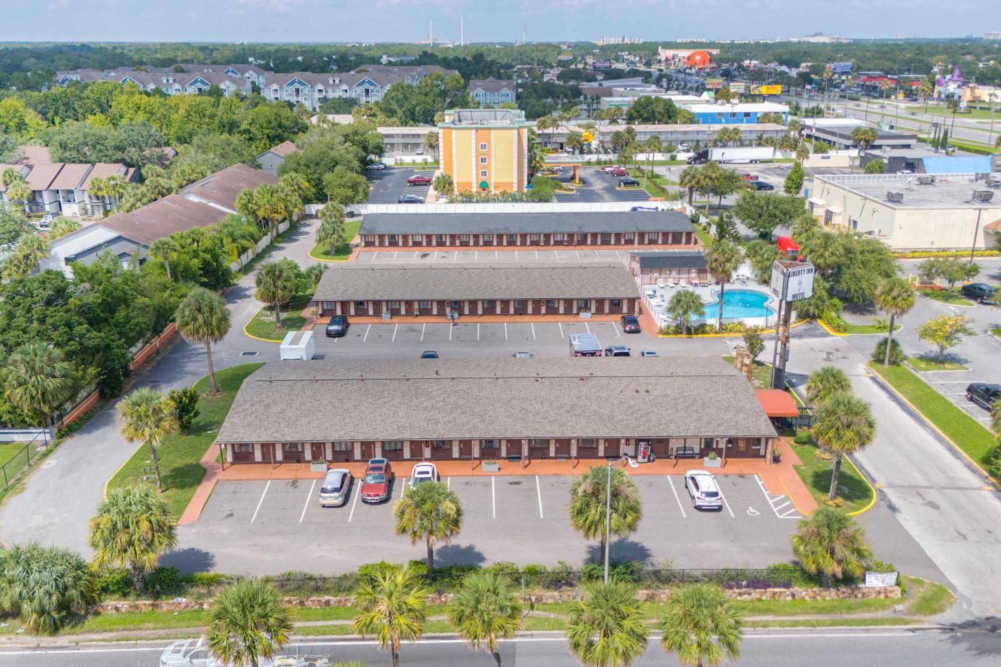 Liberty Garden Inn By Oyo Kissimmee Near Disney World Celebration Exterior photo